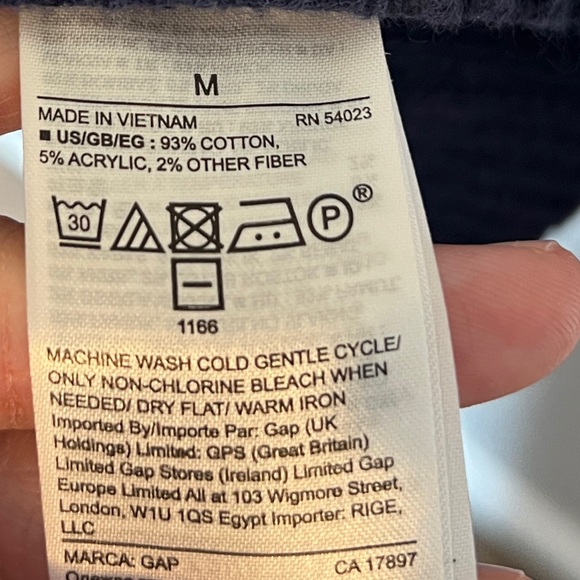 GAP Striped Tank Top Size Medium - Picture 4 of 4